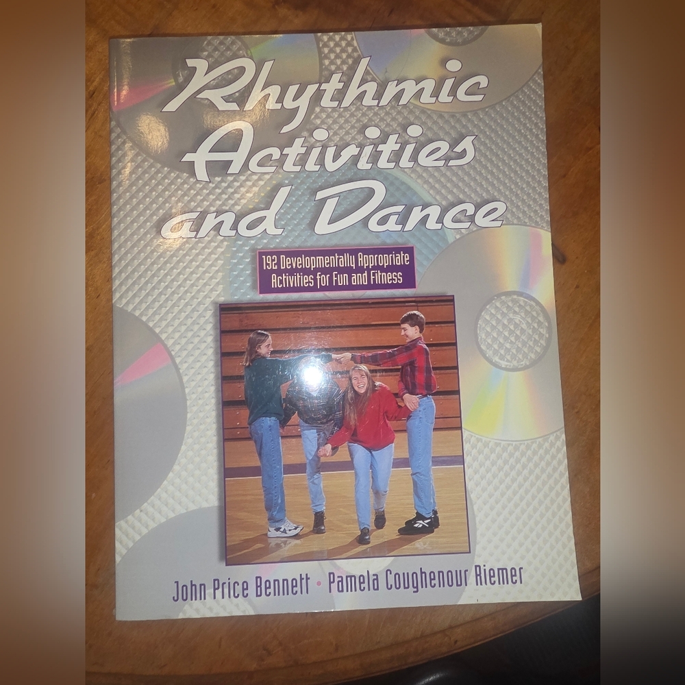 Rhythmic Activities and Dance : Dancing for Fun and Fitness by Pamela C. Riemer